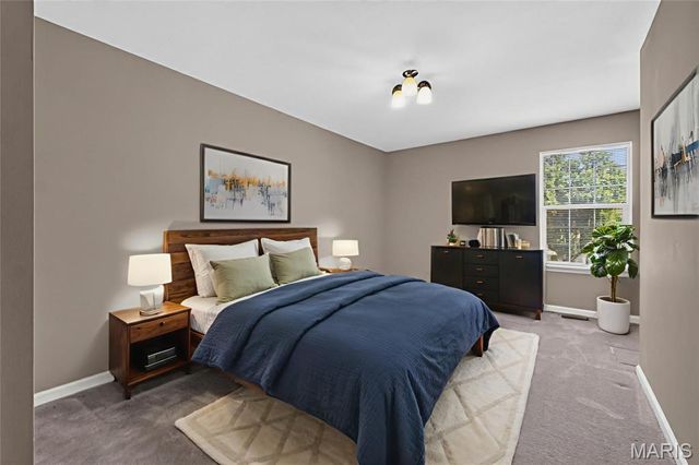 1108 Hampton Meadows Drive, O'fallon, MO 63368