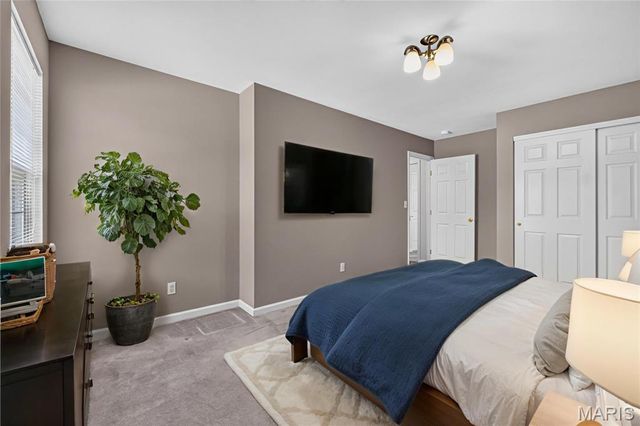 1108 Hampton Meadows Drive, O'fallon, MO 63368