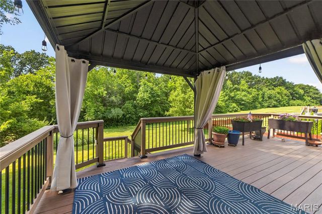 1108 Hampton Meadows Drive, O'fallon, MO 63368