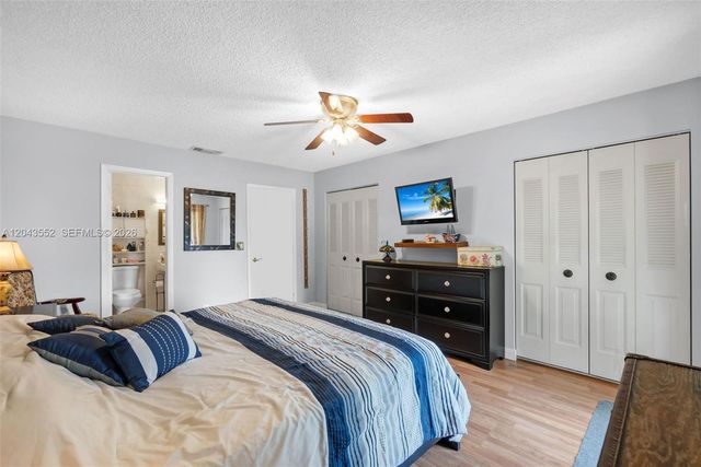 1121 NW 98th Terrace 119, Pembroke Pines, FL 33024