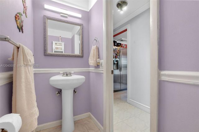 1121 NW 98th Terrace 119, Pembroke Pines, FL 33024