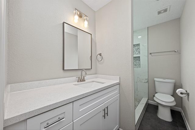 517 N Travis Street, Deer Park, TX 77536