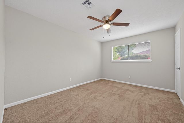 517 N Travis Street, Deer Park, TX 77536