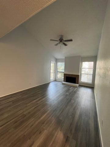 10047 Westpark Drive 72, Houston, TX 77042