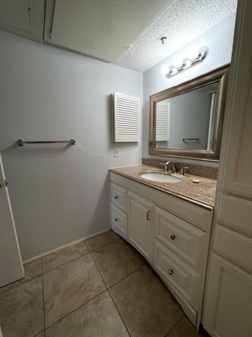 10047 Westpark Drive 72, Houston, TX 77042