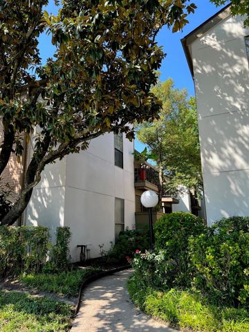 10047 Westpark Drive 72, Houston, TX 77042