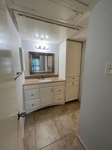 10047 Westpark Drive 72, Houston, TX 77042