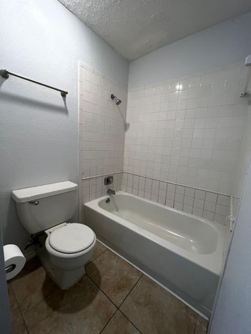 10047 Westpark Drive 72, Houston, TX 77042