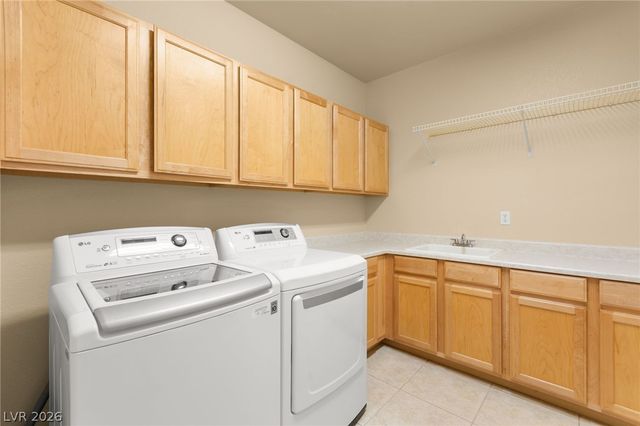 8054 Planting Fields Place, Las Vegas, NV 89117