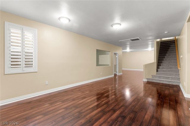 8054 Planting Fields Place, Las Vegas, NV 89117