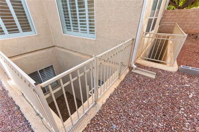 8054 Planting Fields Place, Las Vegas, NV 89117