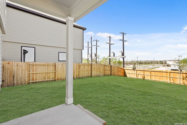 11111 Luckenbach Loop, Converse, TX 78109