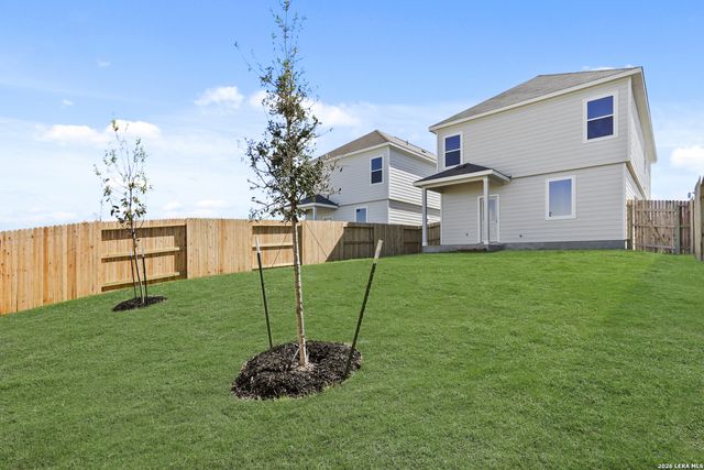 11111 Luckenbach Loop, Converse, TX 78109