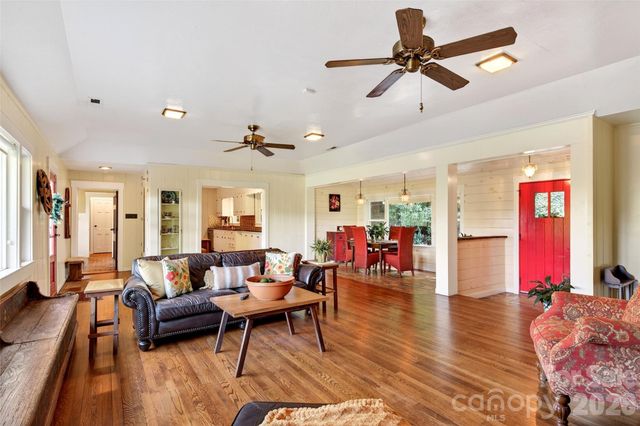 75 Old Lakey Gap Road, Black Mountain, NC 28711