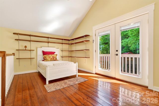 75 Old Lakey Gap Road, Black Mountain, NC 28711