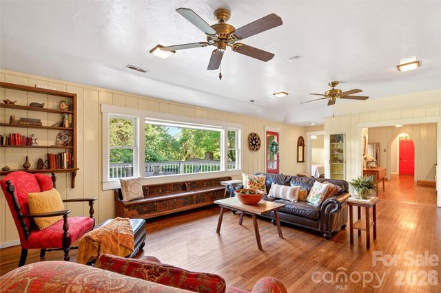 75 Old Lakey Gap Road, Black Mountain, NC 28711