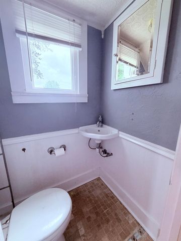 830 Catherine St, Lockport, LA 70374