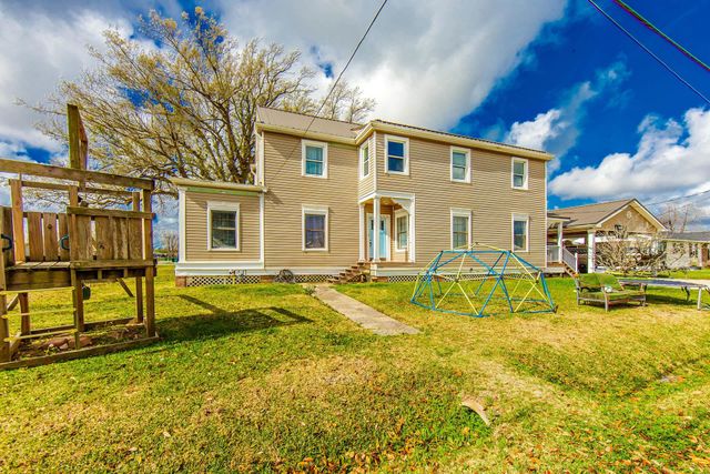 830 Catherine St, Lockport, LA 70374