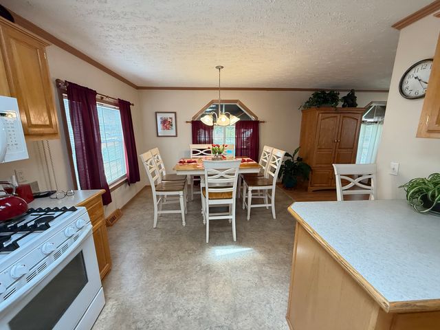 188 Aster Lane, Matteson, IL 60443