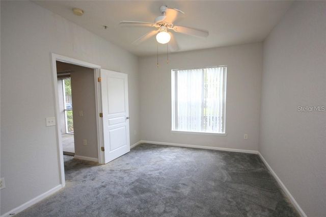 9401 CRESCENT LOOP CIRCLE 103, Tampa, FL 33619