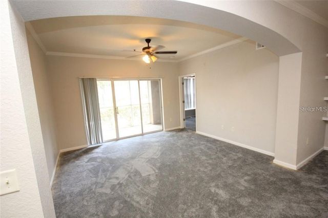 9401 CRESCENT LOOP CIRCLE 103, Tampa, FL 33619
