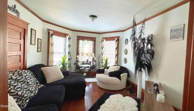 2220-2222 Campbell Avenue, Schenectady, NY 12306