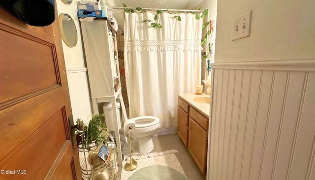 2220-2222 Campbell Avenue, Schenectady, NY 12306