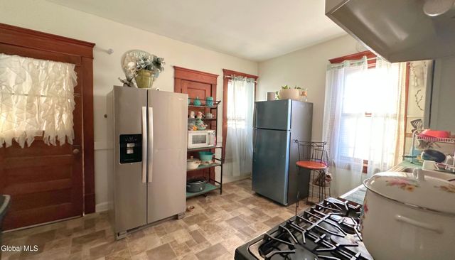 2220-2222 Campbell Avenue, Schenectady, NY 12306