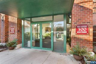 300 Main Street 811, Little Falls, NJ 07424