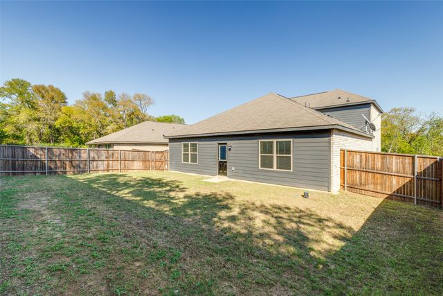 2124 Pacific Avenue, Anna, TX 75409