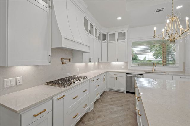 2438 Yorkshire, Franklin, TX 77856
