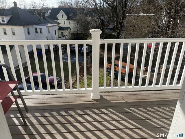 217 Park Road 3rd FL, West Hartford, CT 06119