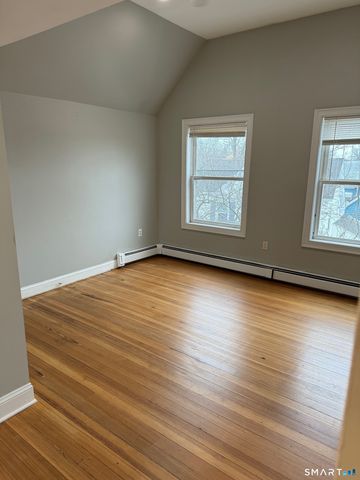 217 Park Road 3rd FL, West Hartford, CT 06119
