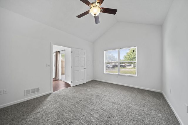 8386 Diversey Loop, 701, Blacklick, OH 43004