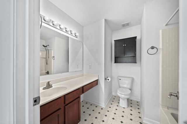 8386 Diversey Loop, 701, Blacklick, OH 43004