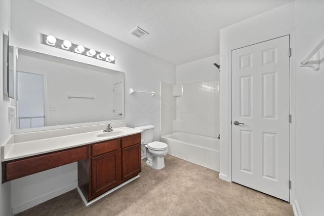 8386 Diversey Loop, 701, Blacklick, OH 43004