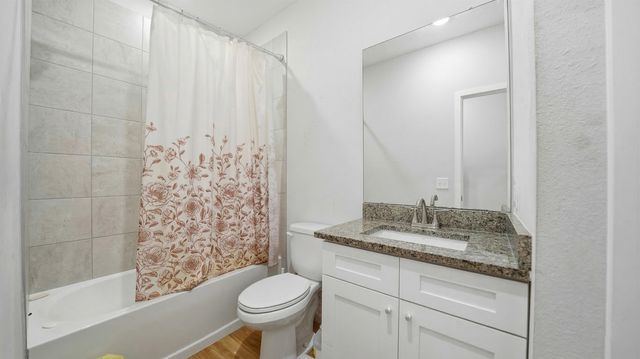 820 N Saint Johns St, St Augustine, FL 32084