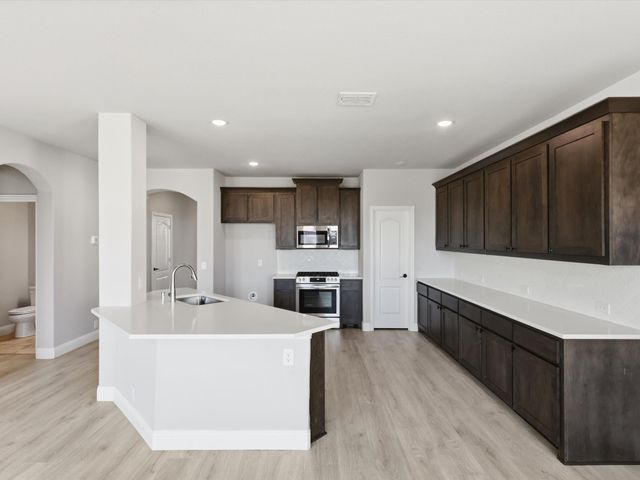 624 Pawprint Hollow, Godley, TX 76044