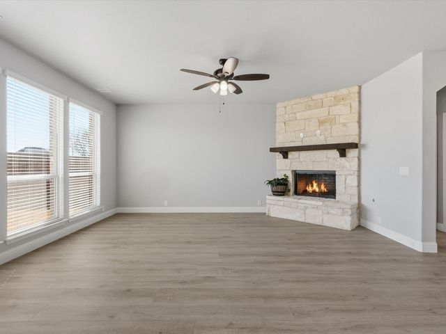 624 Pawprint Hollow, Godley, TX 76044