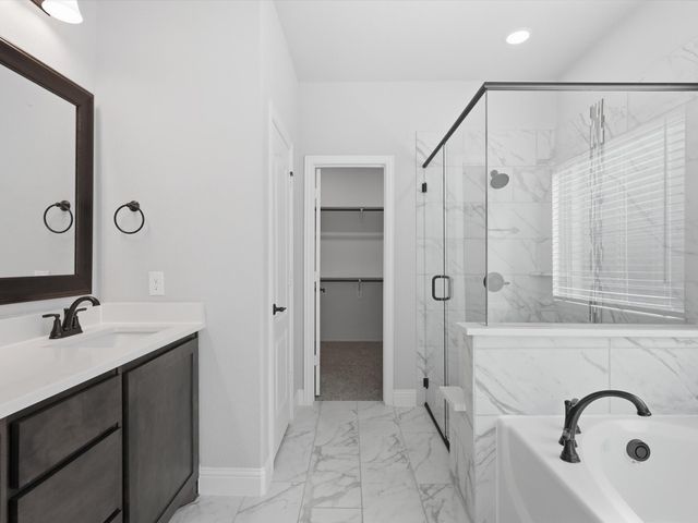 624 Pawprint Hollow, Godley, TX 76044