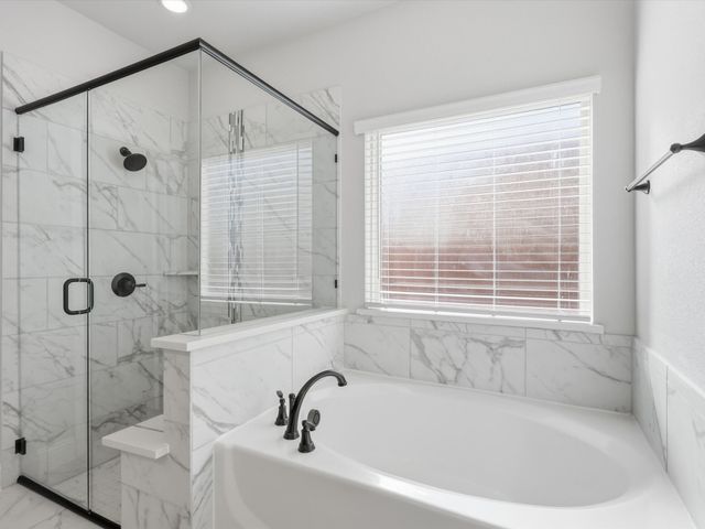 624 Pawprint Hollow, Godley, TX 76044