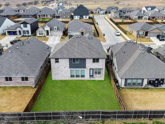 624 Pawprint Hollow, Godley, TX 76044