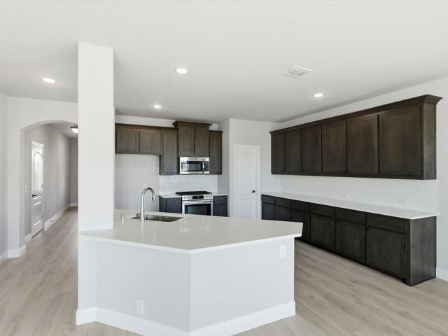 624 Pawprint Hollow, Godley, TX 76044