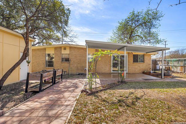 309 North Blvd, Universal City, TX 78148