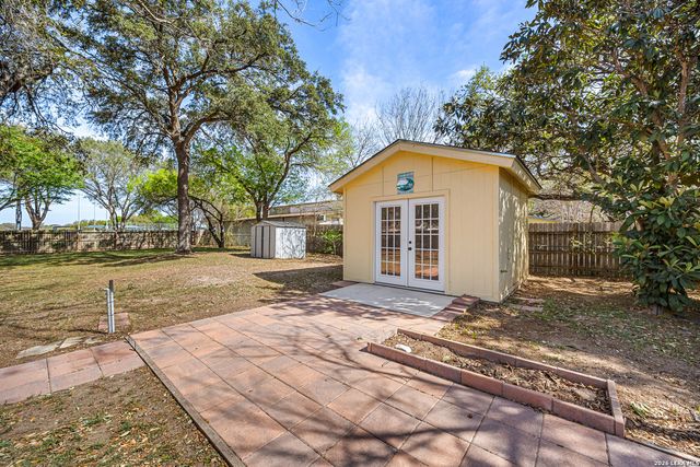 309 North Blvd, Universal City, TX 78148