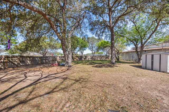 309 North Blvd, Universal City, TX 78148