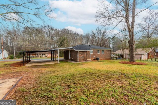 435 Jefferson Avenue, Fayetteville, GA 30214