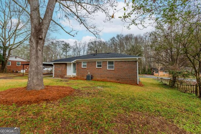 435 Jefferson Avenue, Fayetteville, GA 30214