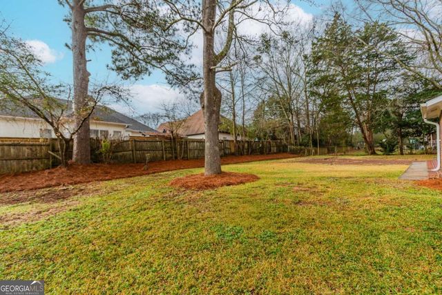 435 Jefferson Avenue, Fayetteville, GA 30214