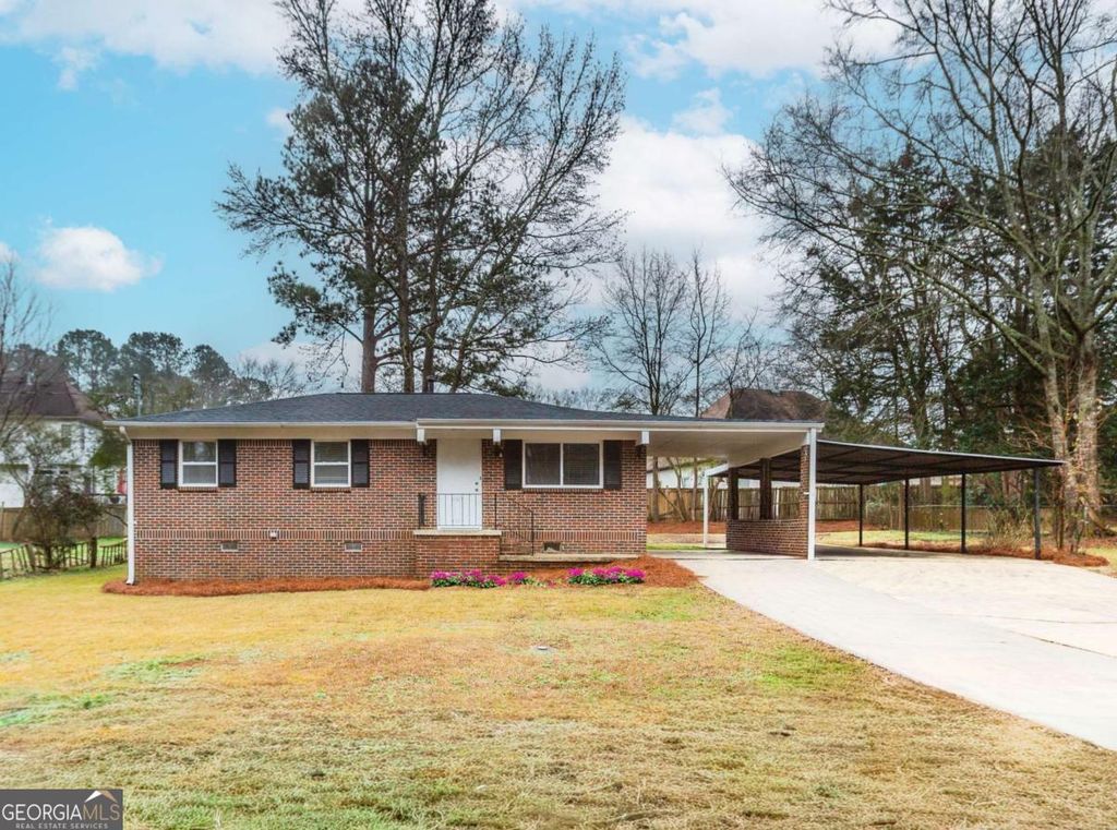 435 Jefferson Avenue, Fayetteville, GA 30214